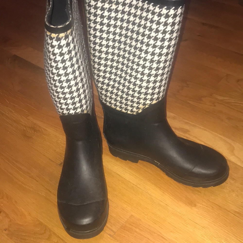 No Name Rain Boots in Fair Condition